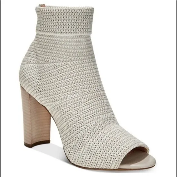 Avec Les Filles Women's Mariah Beige Sock Booties Size 10