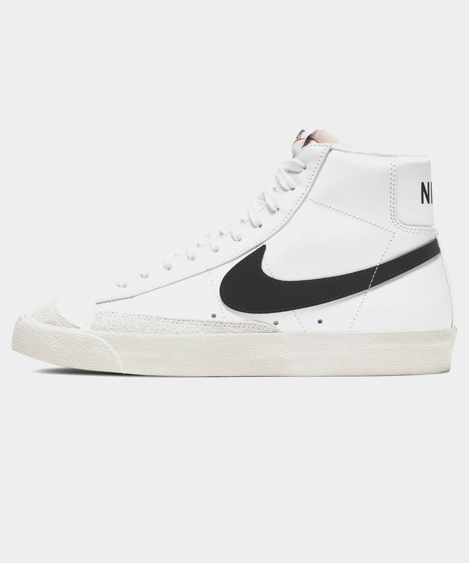 Nike Blazer Mid '77 in Vintage White   Black