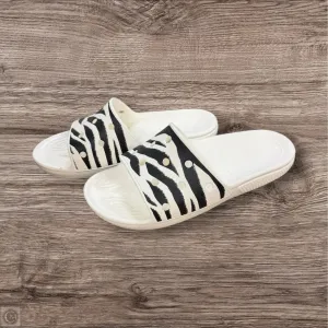 Sandals Sport By Crocs In Black & White, Size: 9